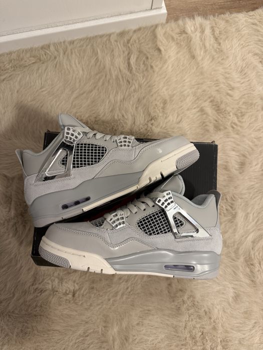 *ULTIMELE PERECHI* Nike Air Jordan 4 Frozen Moments -Verficare colet