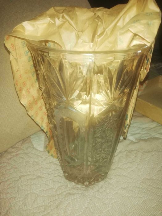 Оловен порцелан ваза пепелник