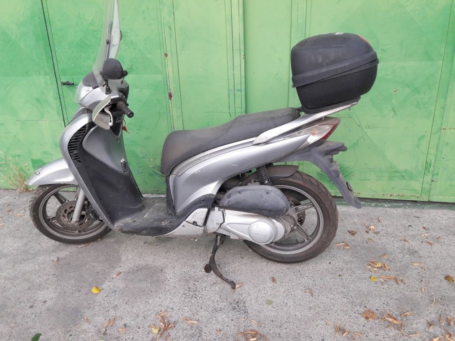 Хонда СХ (Honda SH) 50,125,150,300 на части