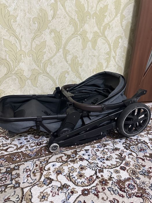 Продам коляску в отличном состоянии