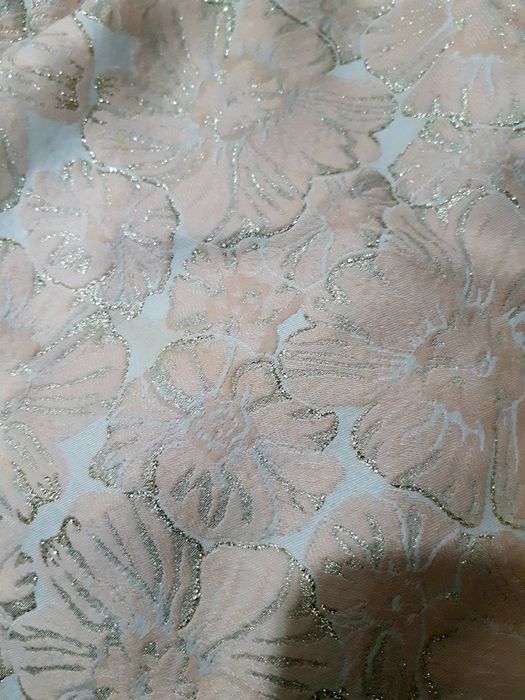 Нарядное платье на девочку