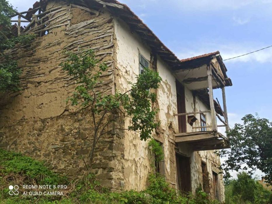 Стара къща в с. Косача