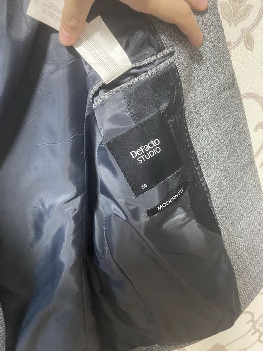 Пиджак за 4000 тг