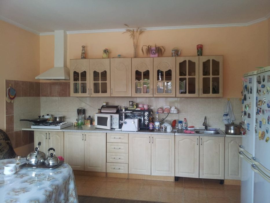 Продам 2-х этажный дом