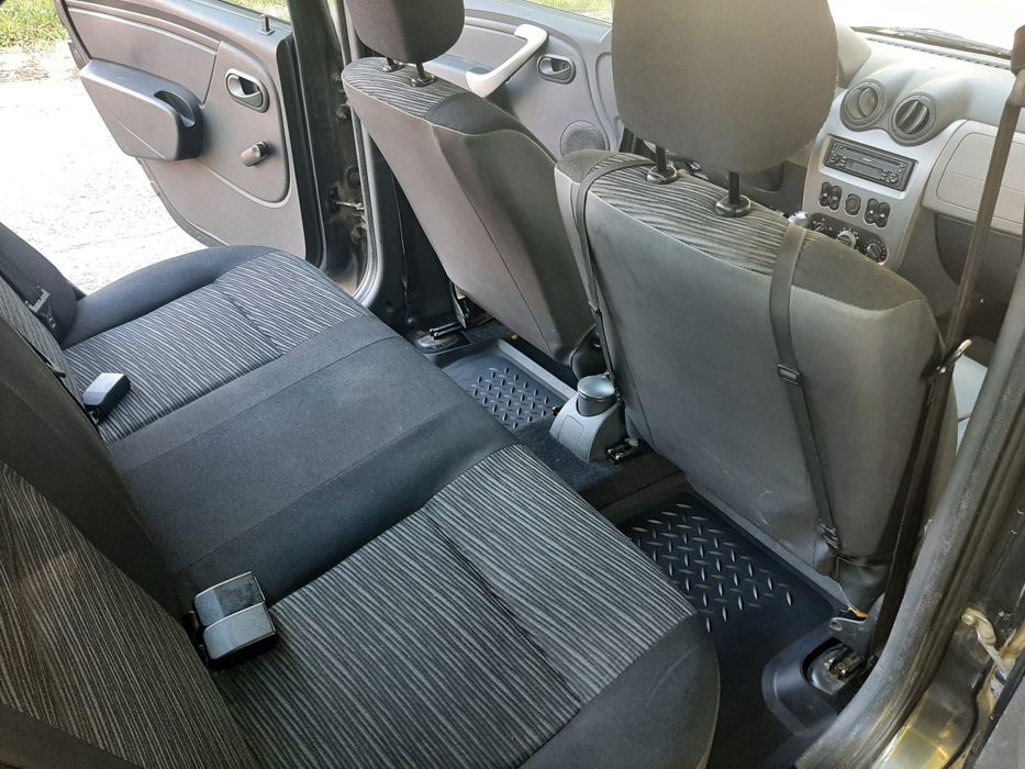Vand Dacia Logan