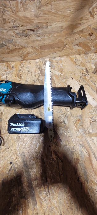 Sabie vulpe makita  djr 186 2025