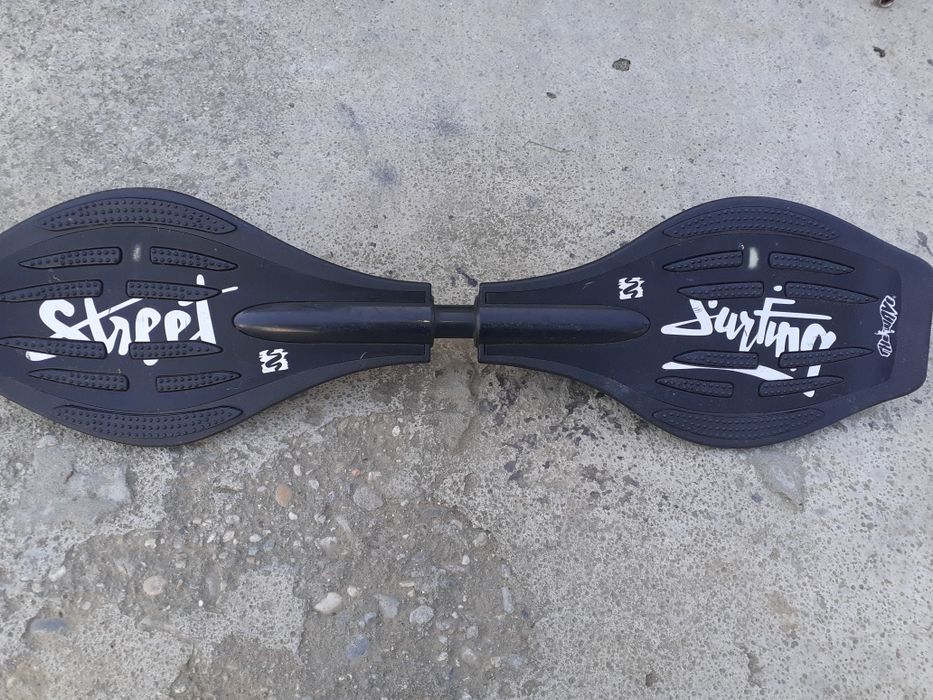 Waveboard street surfing