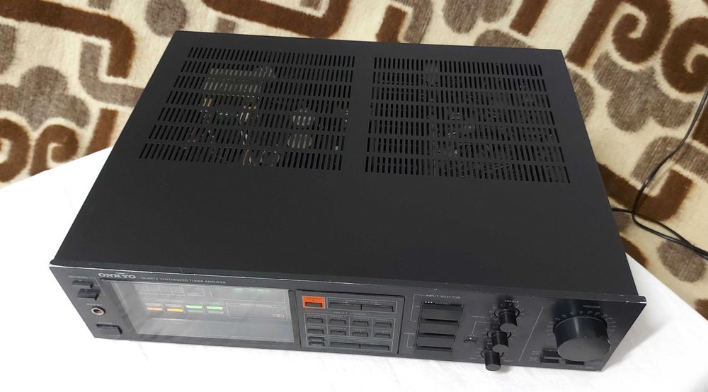 Onkyo TX 300 Amplificator cu radio