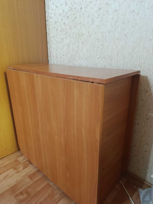 Продам стол раскладной