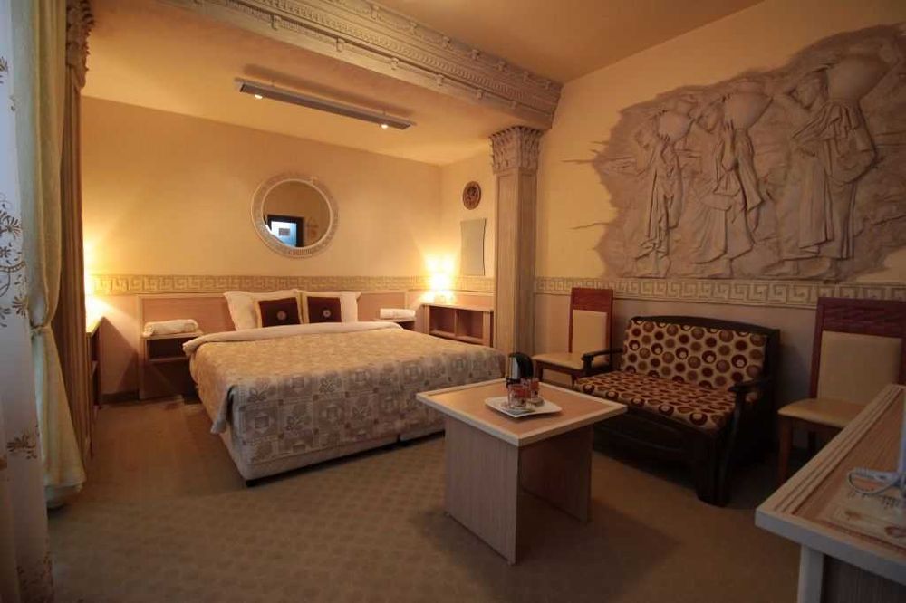 Продава се Хотел в Трявна - 460 кв.м за 1042 €/кв.м - Снимка #5