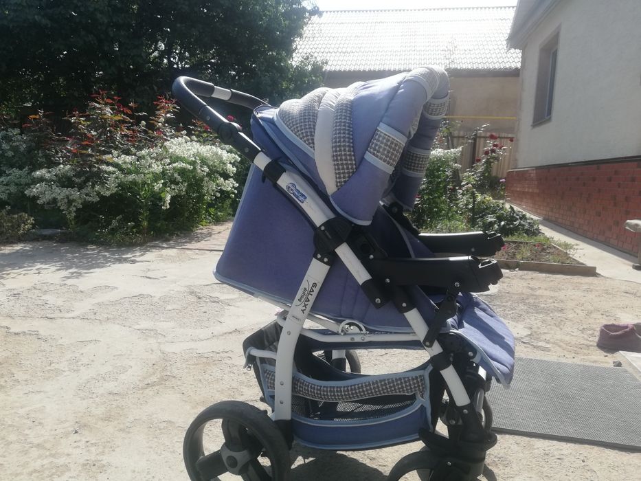 Продам детскую коляску
