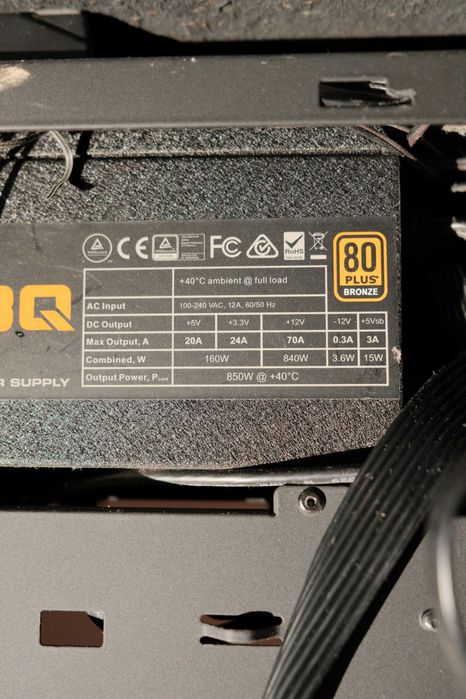 Гейминг компютър XFX Radeon RX7800XT + Ryzen 3600 + 32GB RAM