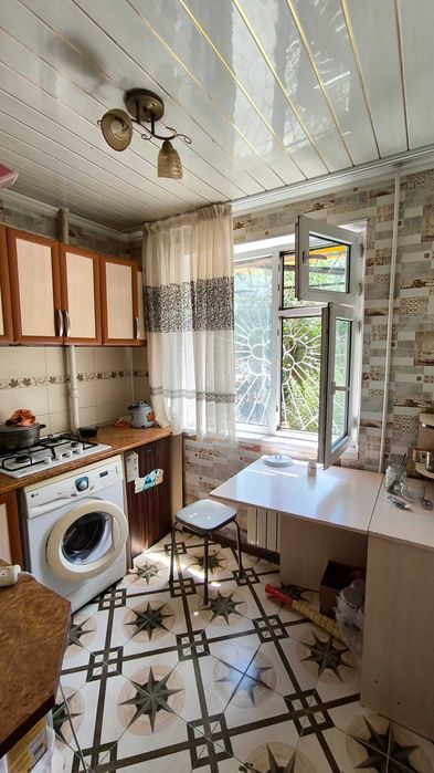 Продаётся 2-комнатная квартира на 1-этаже АЙБЕРГЕНОВА - Шымкент плаза