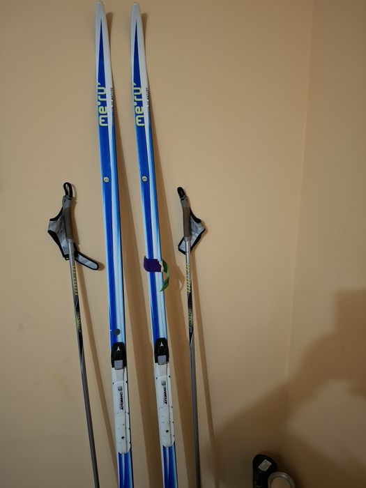 Ски щеки и ботуши