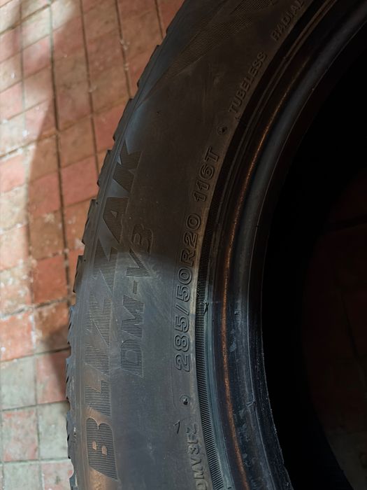 Продам шины Bridgstone 285/50/20