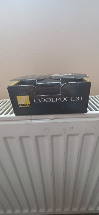 Чисто нов Nikon Coolpix L31 – пълен комплект с кутия (Y2K / Винтидж дигитален фотоапарат)
