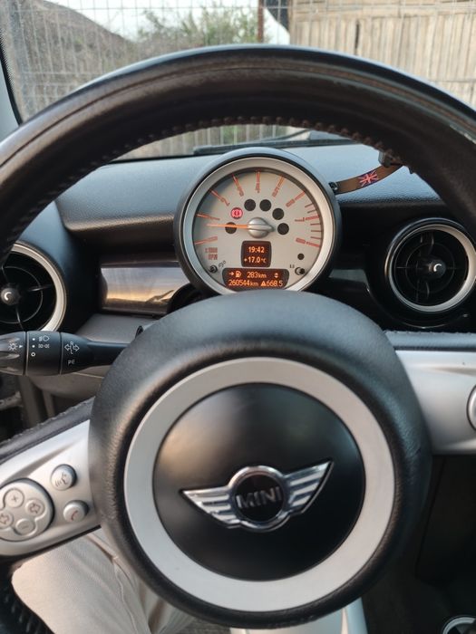 Mini Cooper Clubman R55 2010 122 cp Manual 6+1