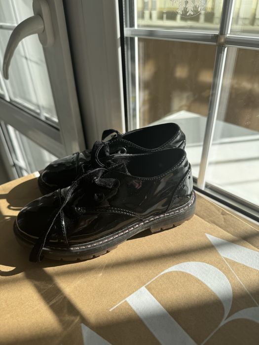 Фирменная обувь 28 размера