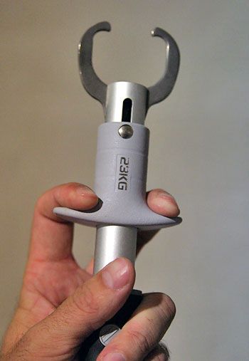 Щипка/КЛЕЩИ/за уста Osako//Клещи за уста (Fish Grip)50LB/23.00 kg