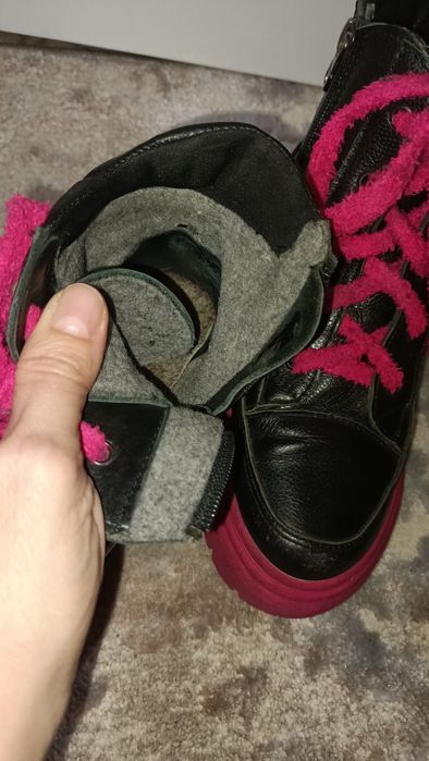 Демисезонные ботинки 35р