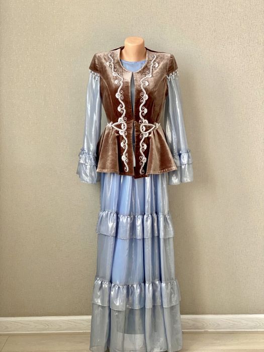 Қазақи ұлттық киімдер