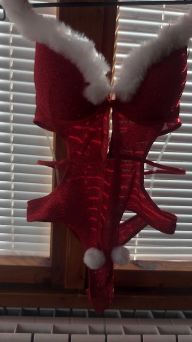 Секси червено боди