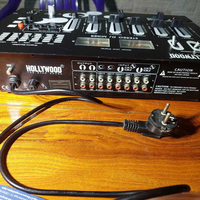 Миксер пулт  Hollywood