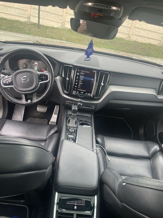 Volvo xc 60 R-Design4X4-km reali -fara accident