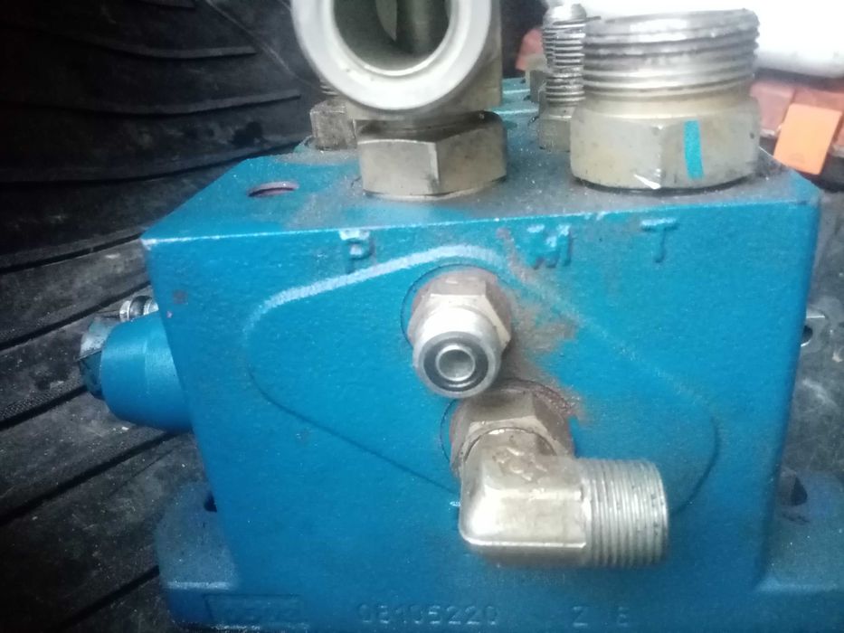 Гидрораспределитель