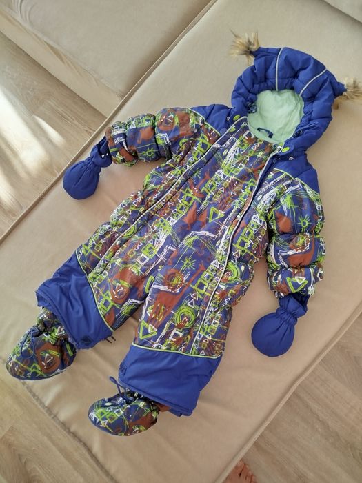 Комбинезон трансформер в отличном состоянии