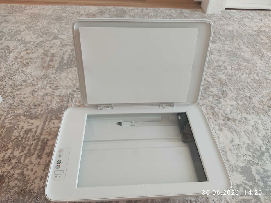 Продам цветной принтер Deskjet 2130