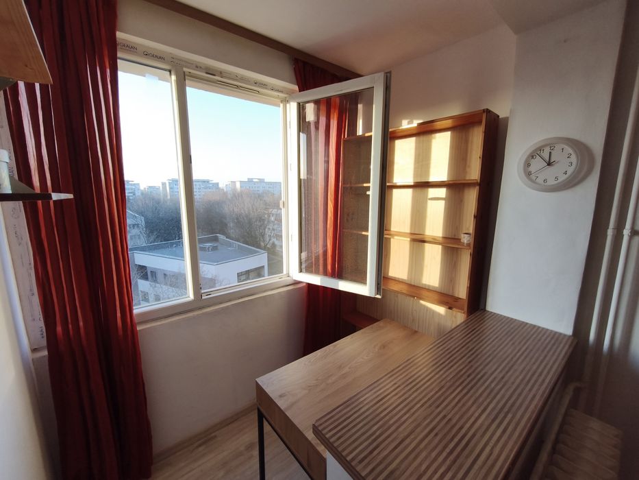 Închiriez garsonieră