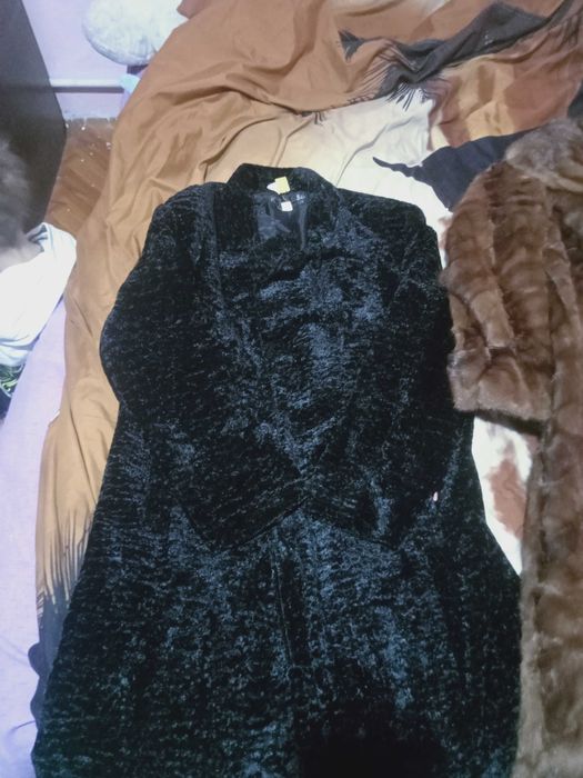 Шубы с этикеткой