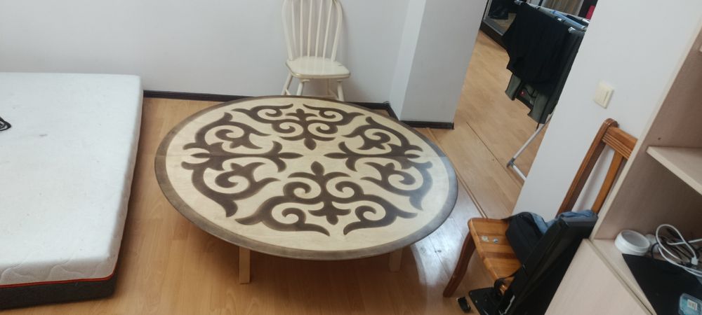 Продам Круглый Стол