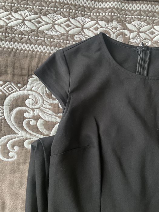 Платье офисное черное