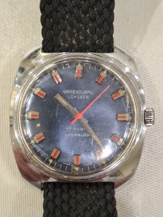 Лот часовници  различни марки