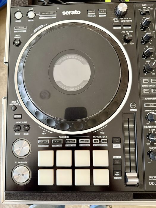 Контролер Pioneer DDJ-1000 SRT