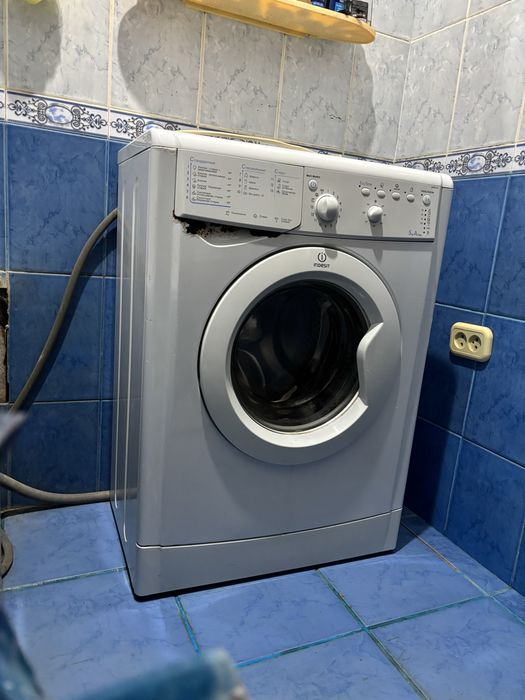 Машинка стиральная