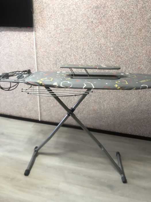 Продам гладильную доску.