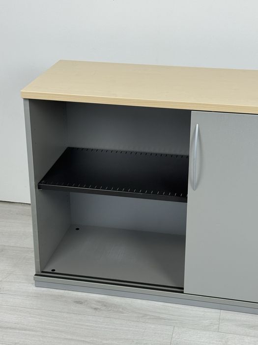 Шкаф етажарка  с плъзгащи врати и  с плот, бежов МДФ врати сив