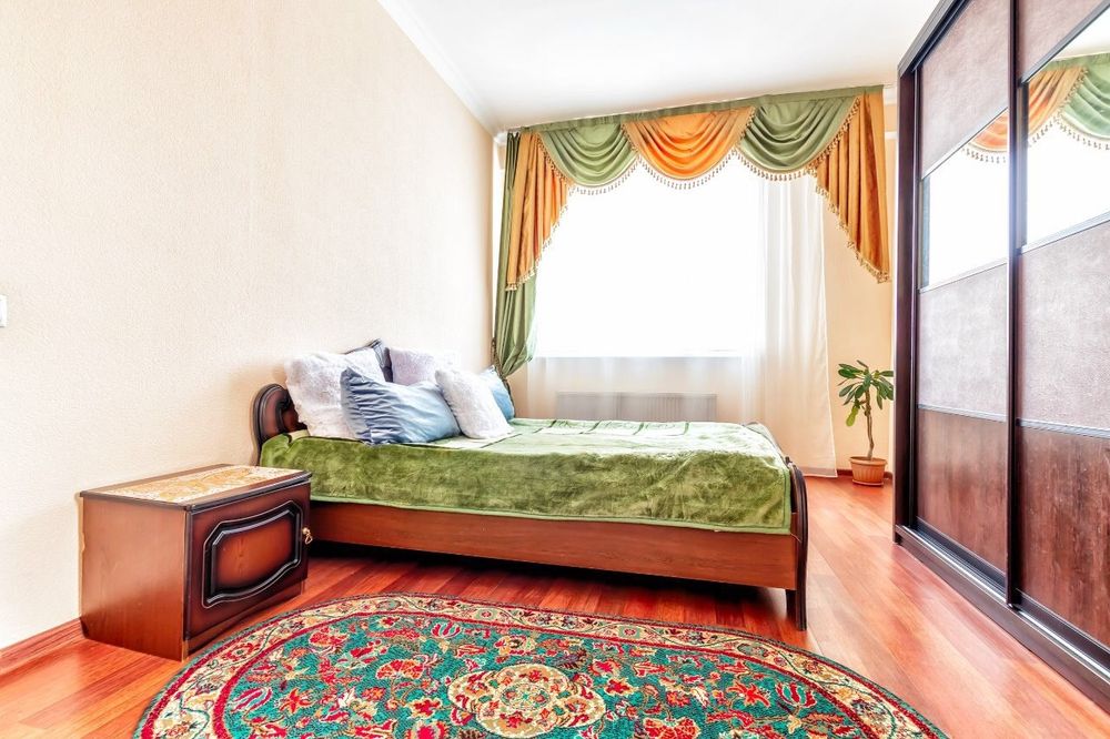 сдам чистую 2  ком кв