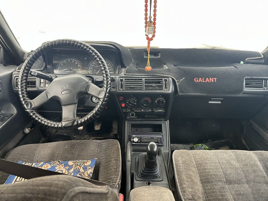 Митсубиси галант