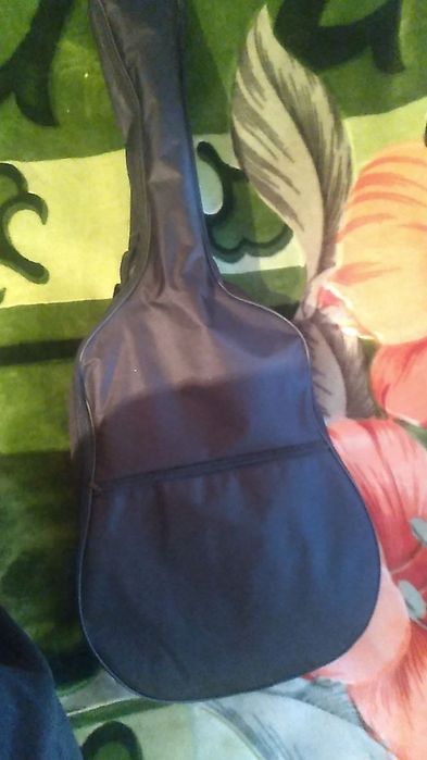 Akustika 38.39 razmer 2 oy buldi olinganiga yangi kafolat bor