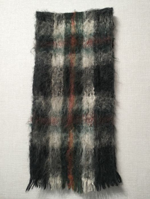 Продам  мужской шарф.