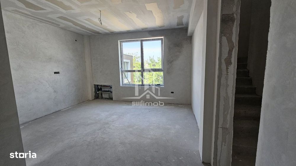 Casa individuala lipita la calcan strada Agnes Popesti.