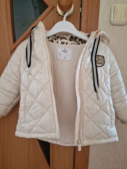 Продам курточку весна- осень