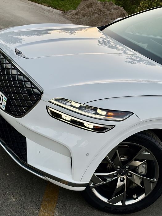 Genesis GV70 EV AWD  ADVANCED SPORT 520km запас ход