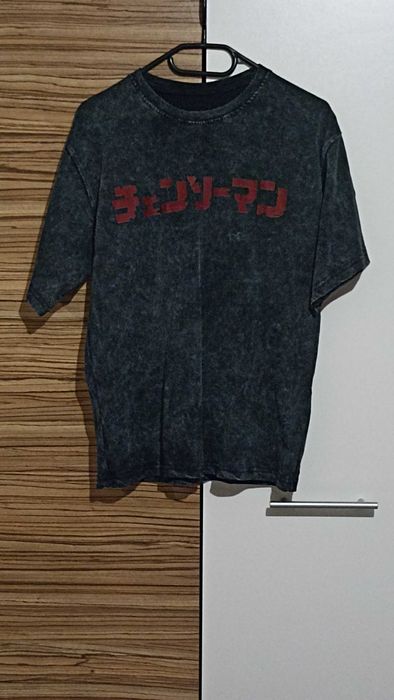 Продавам аниме тениска Chainsaw Man