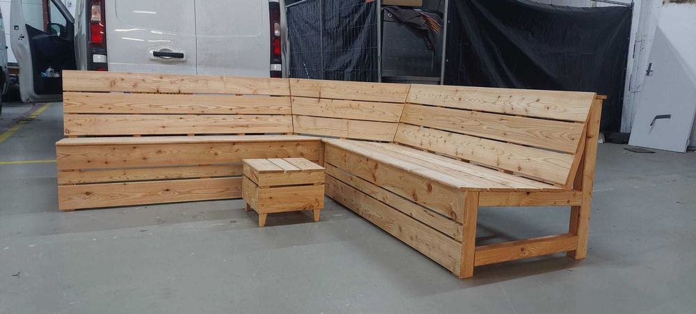 Градинска пейка за дома