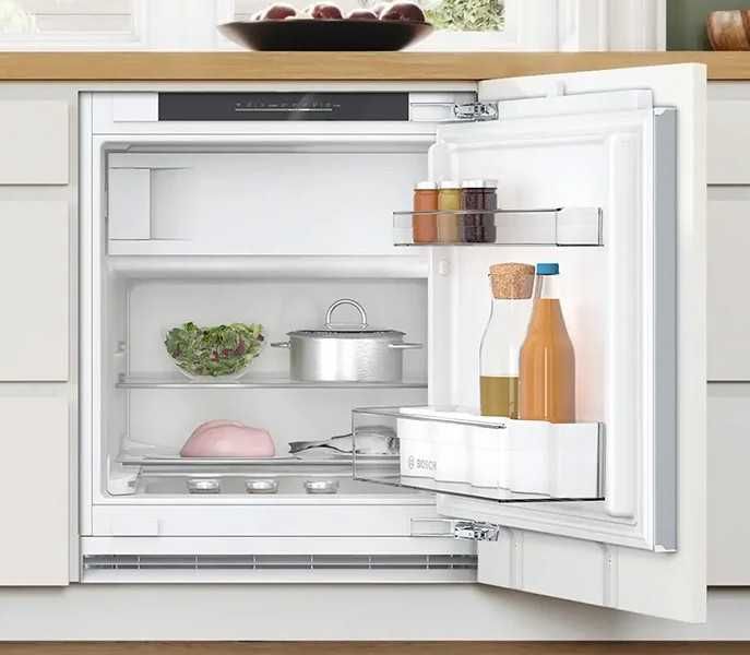 Хладилник за вграждане под плот  BOSCH KUL22VFD0